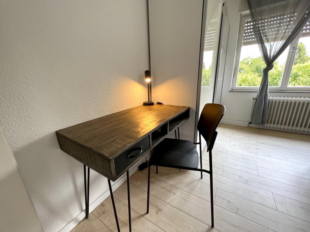 One Bed And One Sofa Bed, Self Check In, Invoice Apartment Monchengladbach Exterior photo